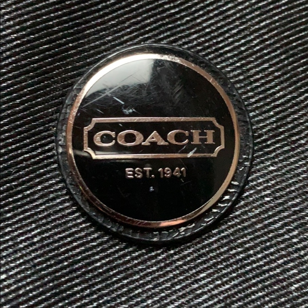 Authentic Coach Purse - Picture 4 of 8